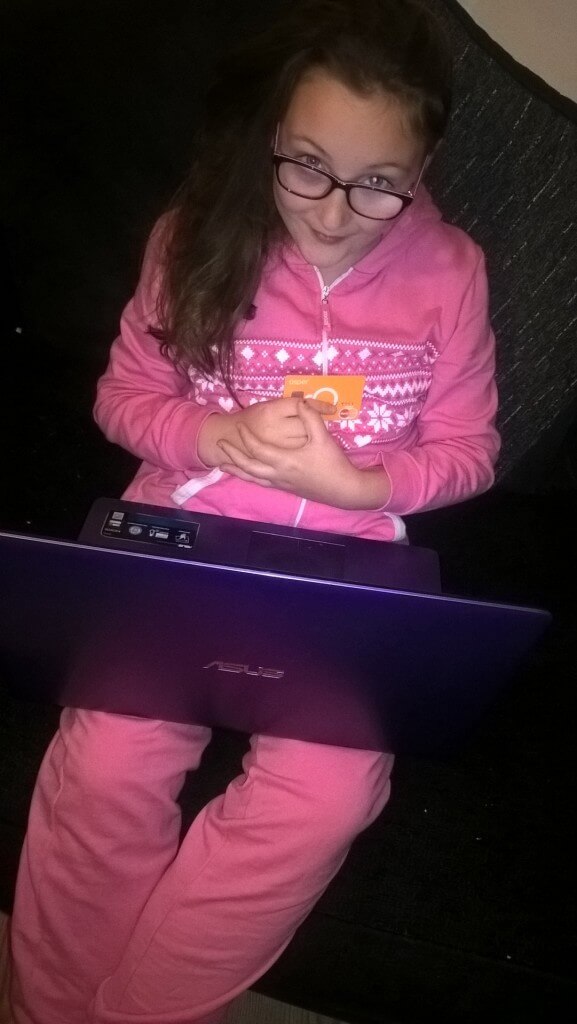 olivia ordering online with her osper card