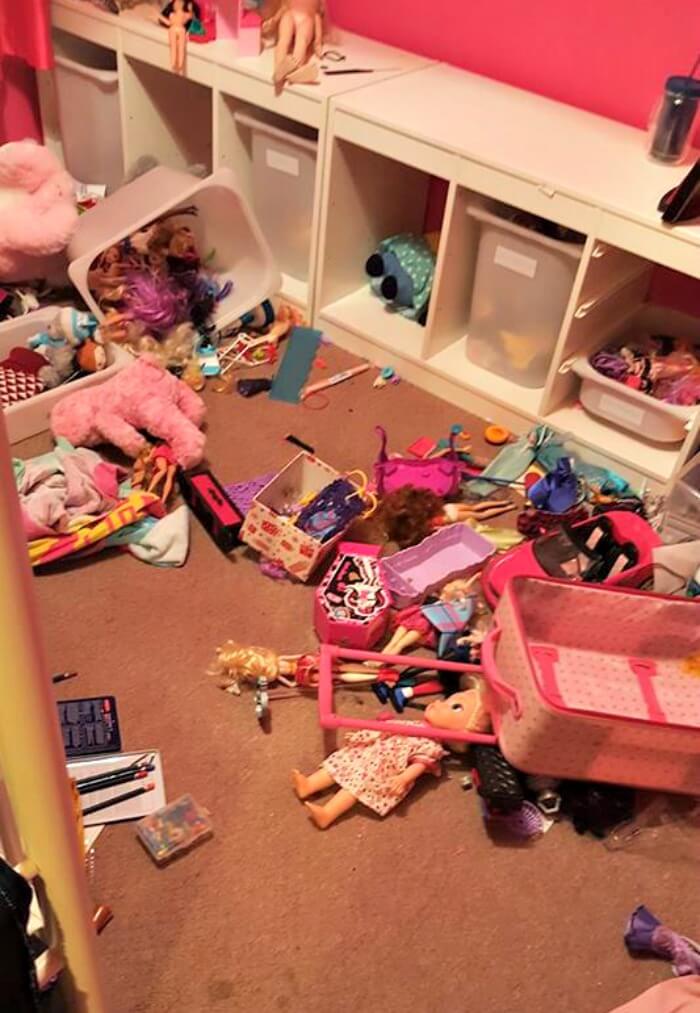 easy bedtime routine for kids picture of a messy kids bedroom floor