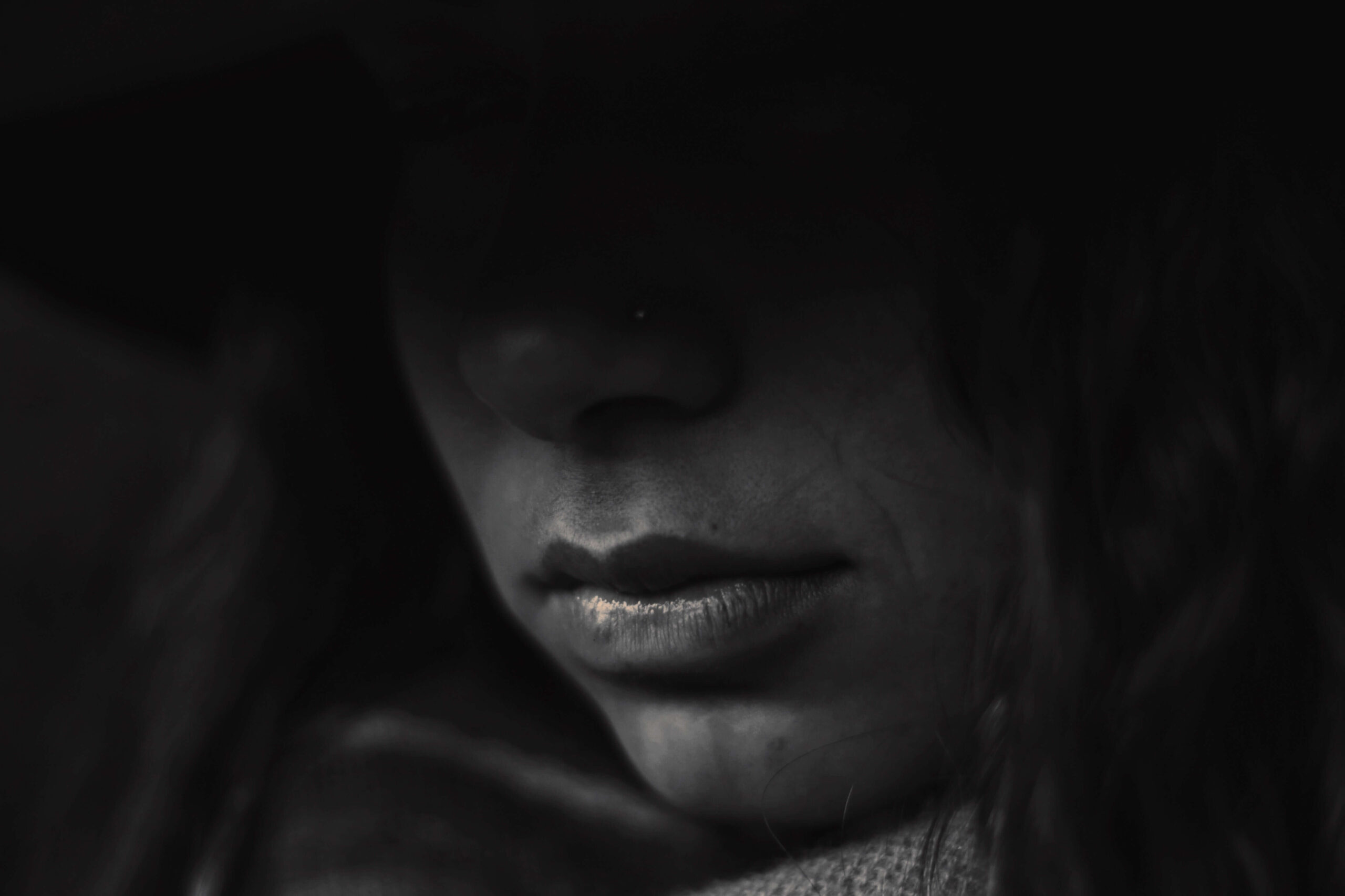 The girl in the mirror