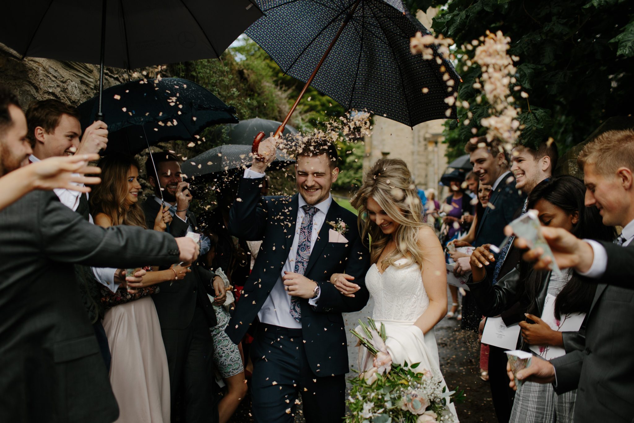 planning your wedding - couple just married