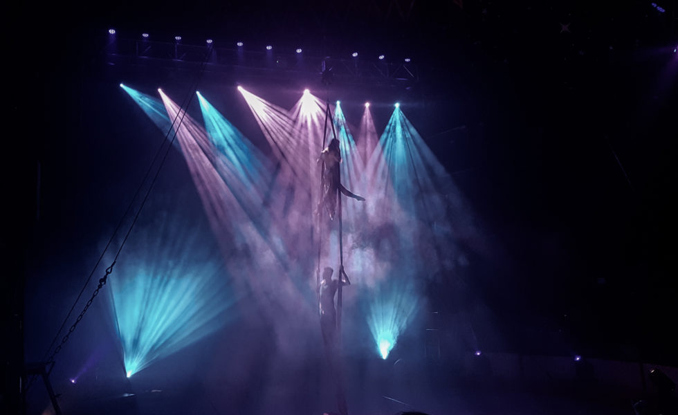 aerial silk performers at gandeys circus