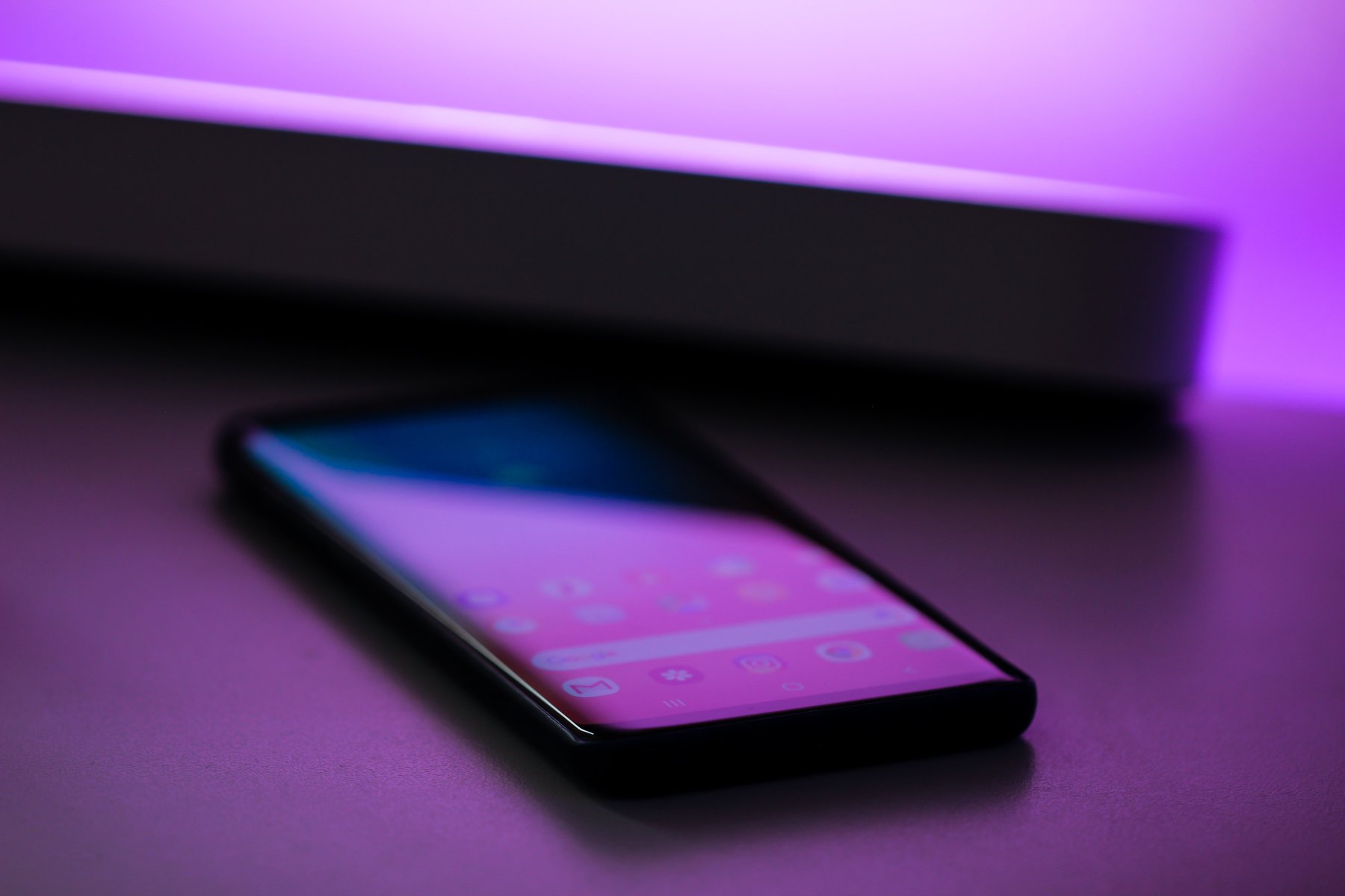 shallow focus of a black smartphone