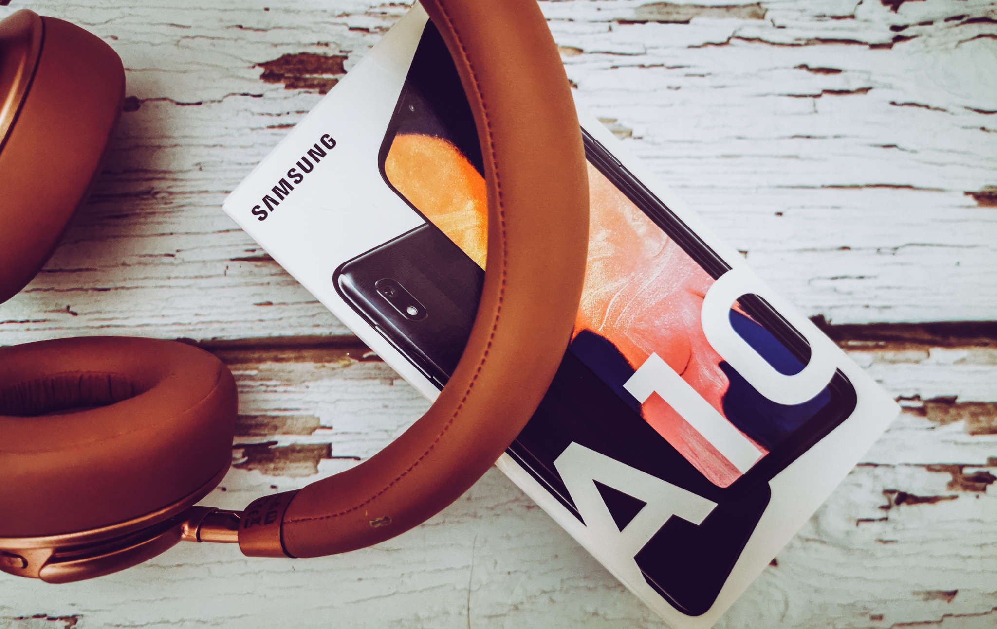 boxed samsung a10 mobile phone