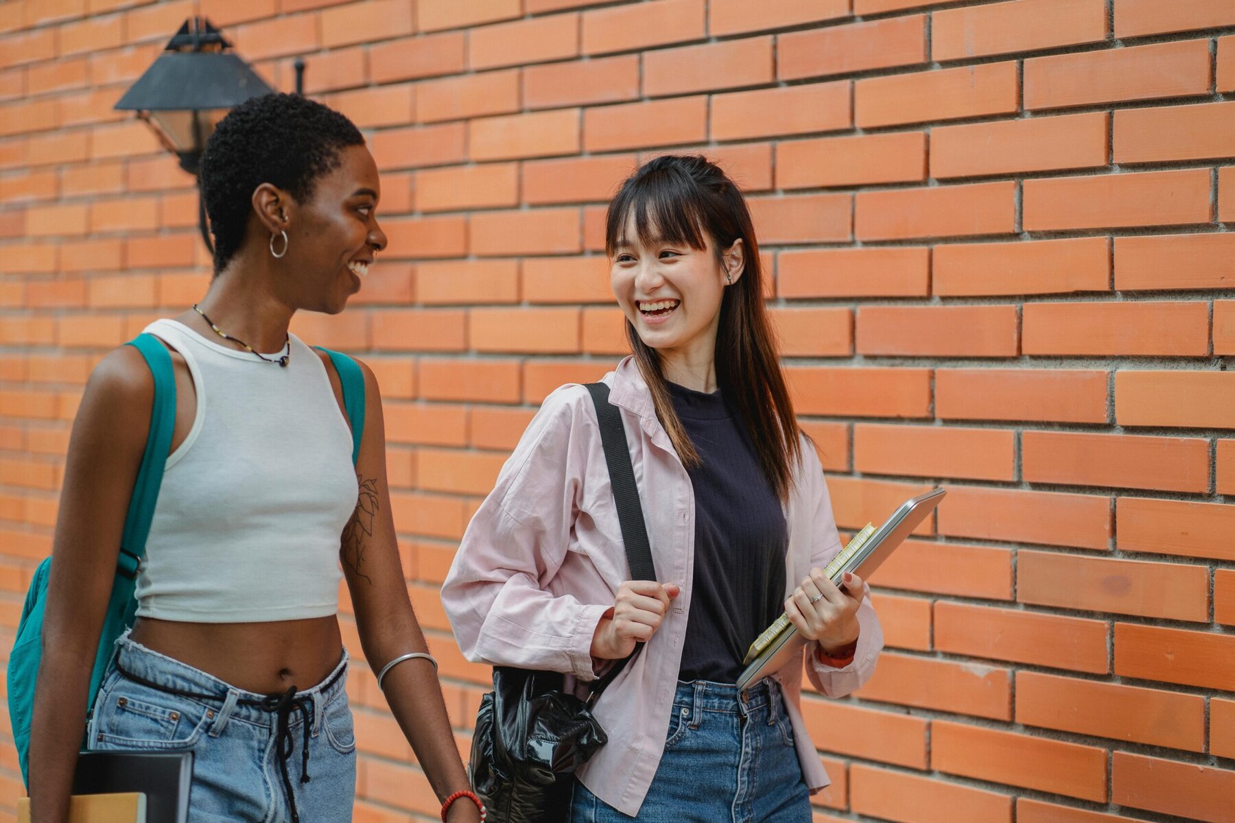 A practical, low-pressure guide for busy parents supporting their teenager’s education, focusing on routines, communication, confidence, and flexible learning paths.